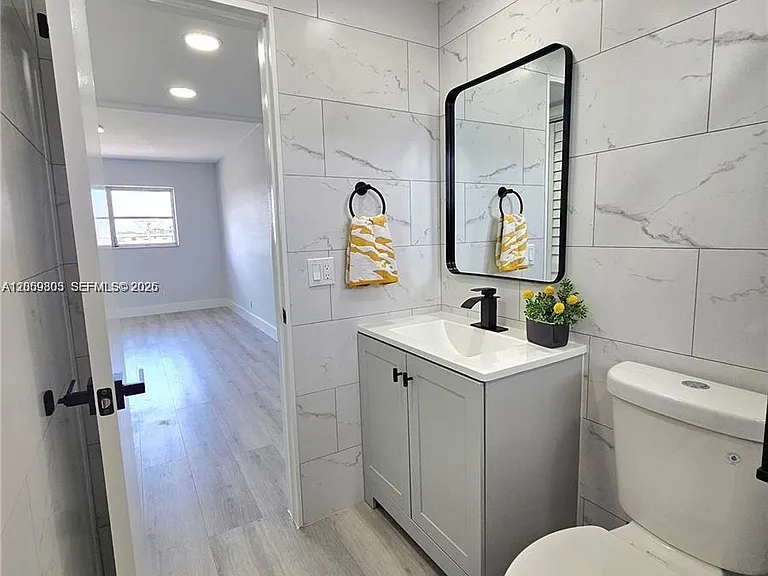 1490 NW 43rd Ave #301 — Photo 18
