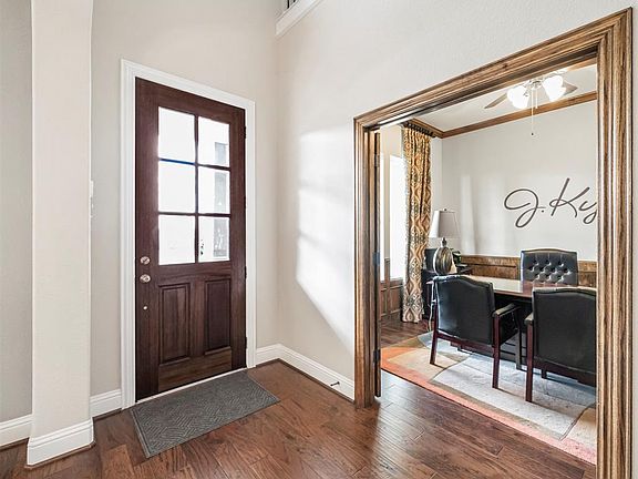 5th image of 18326 Central Creek Dr