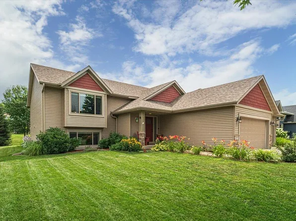 2835 Oak Lawn Dr, Northfield, MN 55057