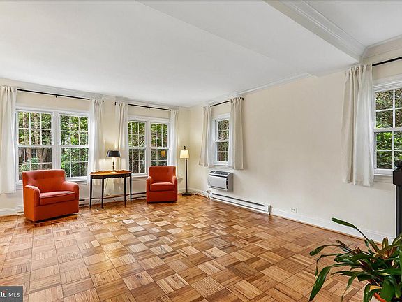 5th image of 3118 Wellington Rd