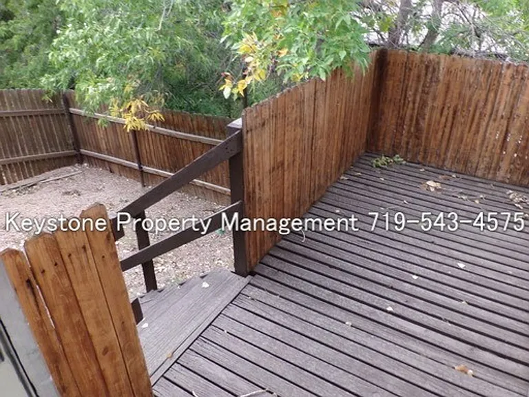 Charming Townhome in Pueblo West Comfortable & Convenient Living $1300/$1300 — Photo 13