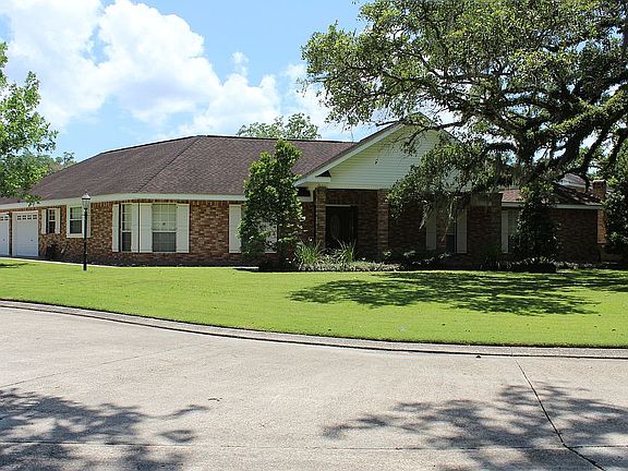 2nd image of 106 Krumbhaar Cir