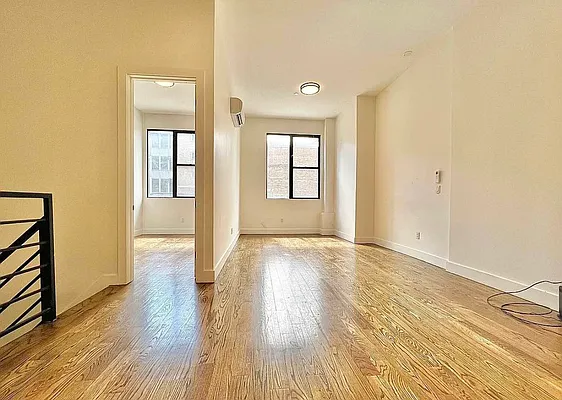 Rented by Reavis | media 14