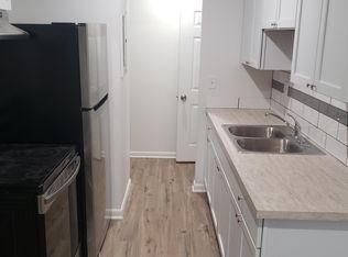 2009 W Holmes Rd #2, Lansing, MI 48910