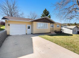 1103 Paisley Ter, Sturgis, SD 57785