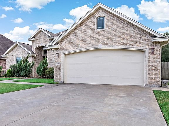4th image of 7850 Priya Blvd