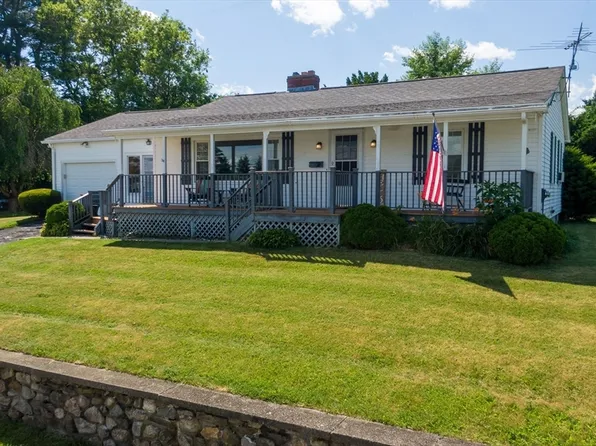 9 Gorski Ave, Webster, MA 01570