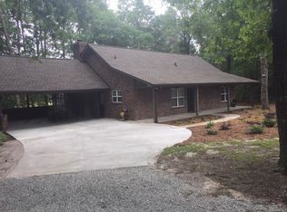 610 Country Creek Ln, Gilbert, SC 29054