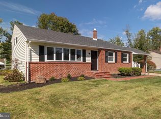 16 Davies Rd, Newark, DE 19713