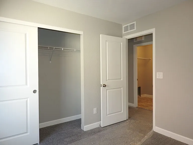 9320 E 61st Ave — Photo 12