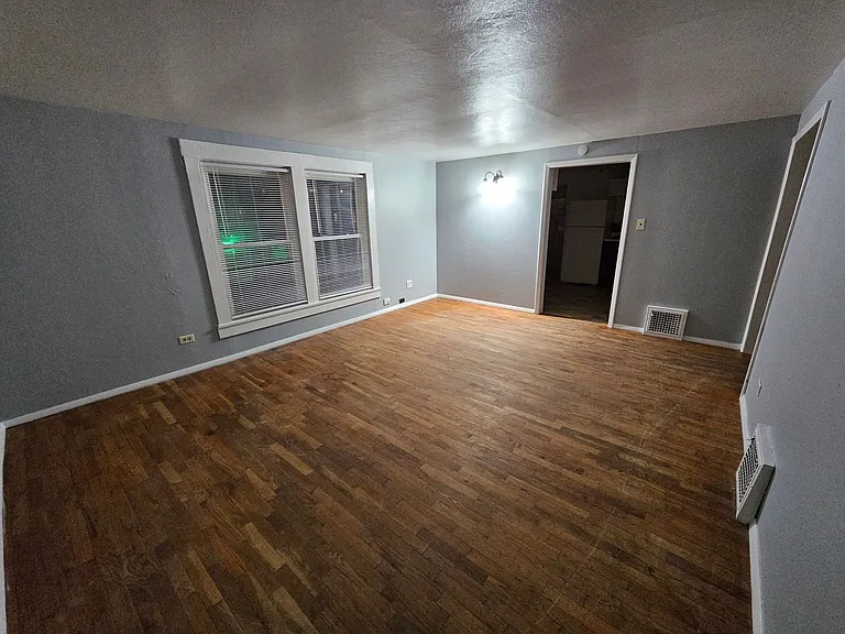 203 N Lincoln Ave — Photo 2