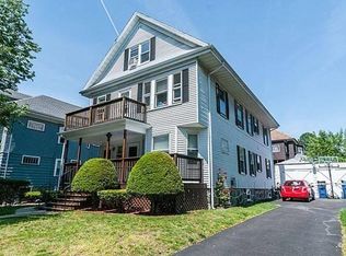 135 Manthorne Rd #1, West Roxbury, MA 02132