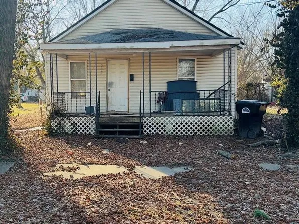 210 Aida St, Saint James, MO 65559