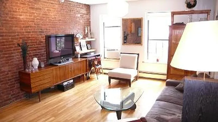 Sold by Corcoran | media 24