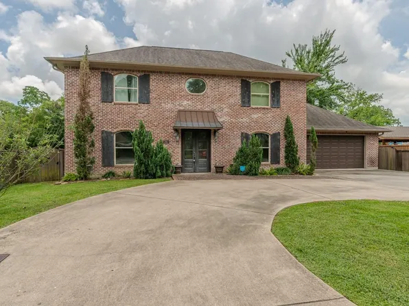 710 East Dr, Beaumont, TX 77706