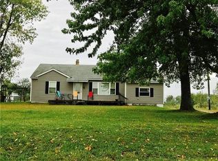 30429 285th St, Gallatin, MO 64640