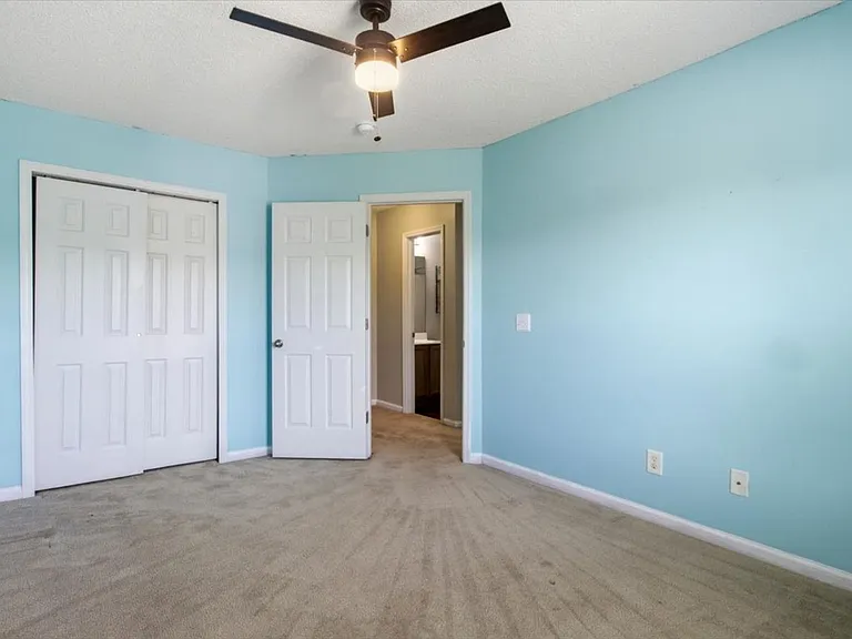 103 Briar Hollow Dr — Photo 31