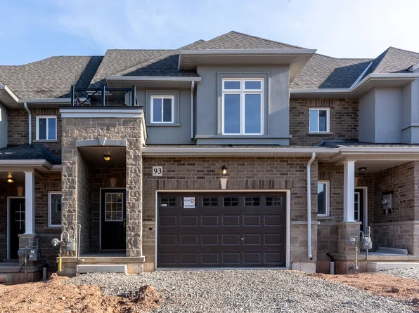 93 Pinot Cres, Hamilton, ON L8E 0J9