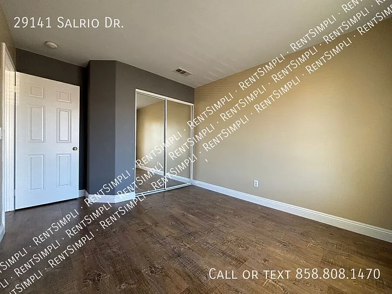 29141 Salrio Dr — Photo 19