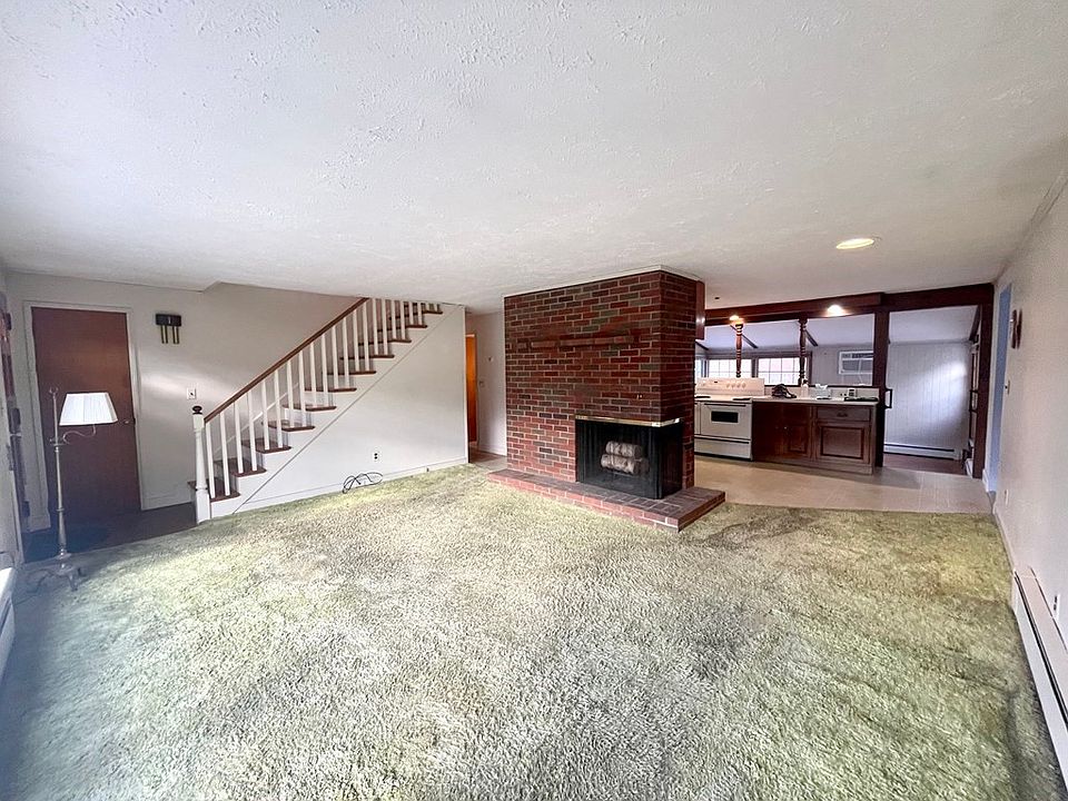 31 Bear Hill Rd, Stoneham, MA 02180 Zillow