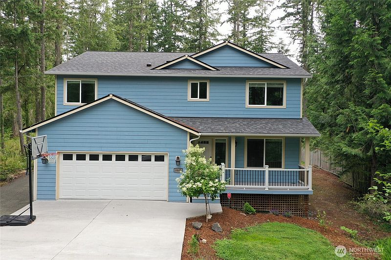 2nd image of 8645 Evergreen Drive NE