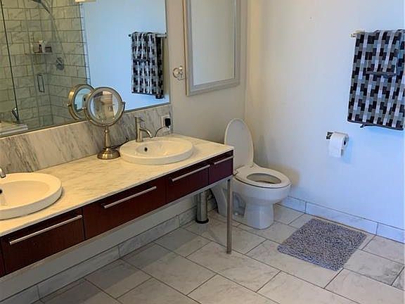 2nd image of 4471 Dean Martin Dr Unit 2704