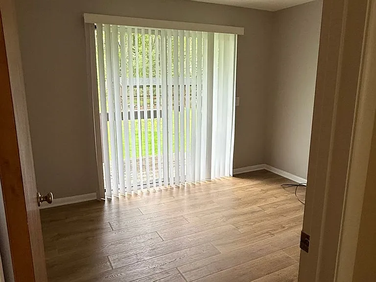704 Rumson Rd — Photo 14