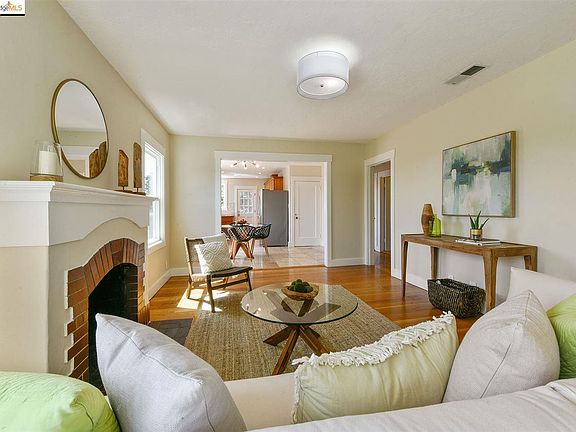 5th image of 4111 Kuhnle Ave