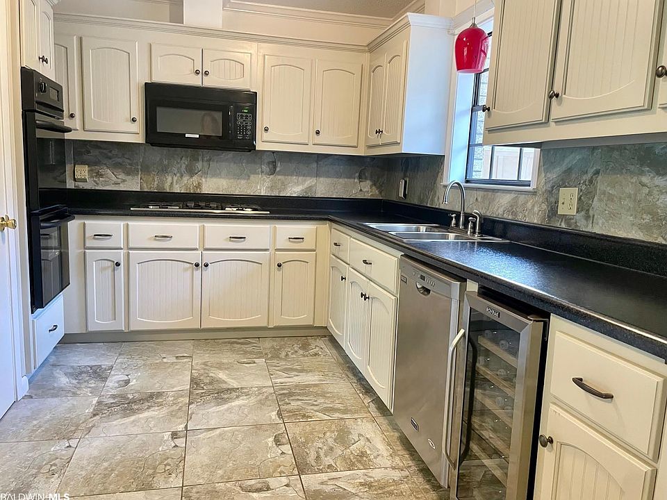 115 College Dr, Brewton, AL 36426 Zillow