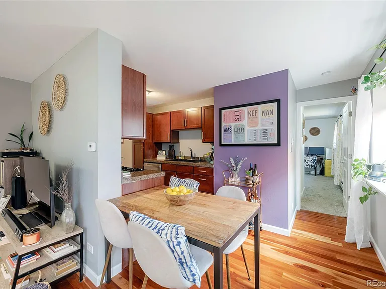 1332 N Williams St #202 — Photo 8