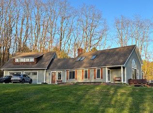 684 Farmer Dr, Saint Johnsbury, VT 05819