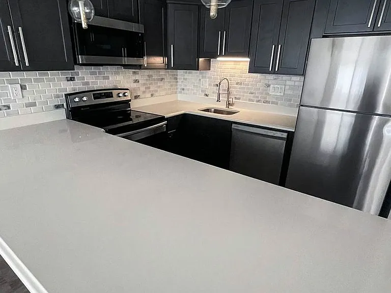 471 Whalley Ave #A — Photo 3