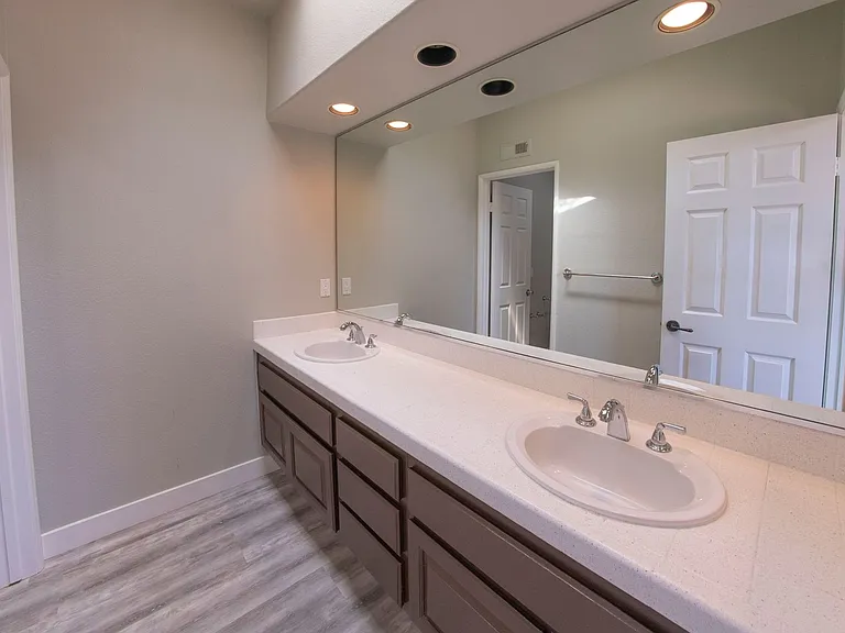 9756 Keeneland Row — Photo 16