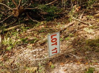 17 Hollertop Rd, Campton, KY 41301