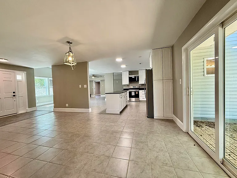 137 Forest Hills Dr — Photo 16