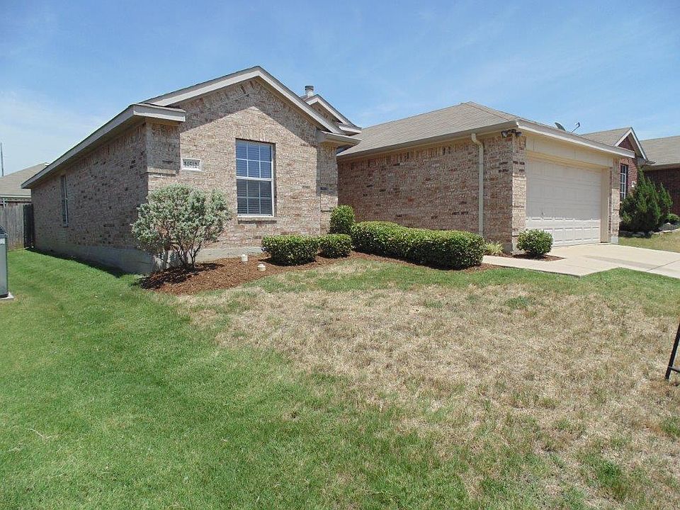 1st image of 14512 Crystal Lake Dr