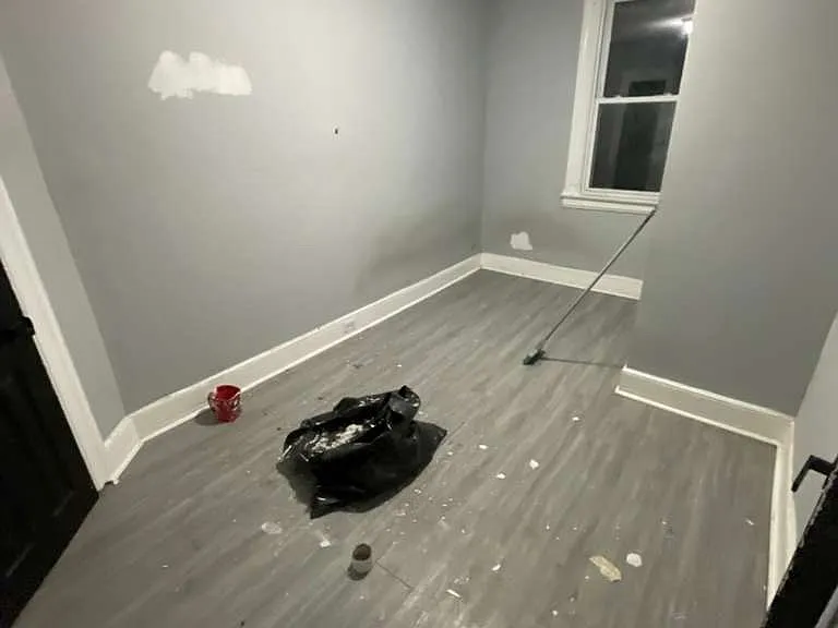 40 Halstead St #2R — Photo 2
