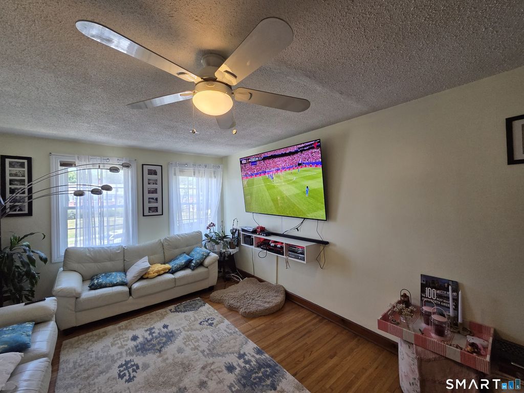 26 Revere Drive #3, Stamford, CT - View 3
