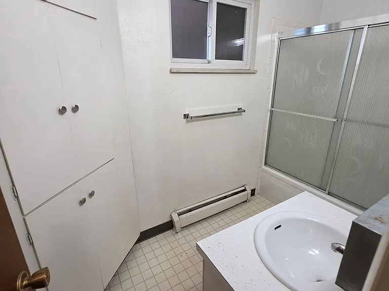2845 Broadway Street — Photo 56