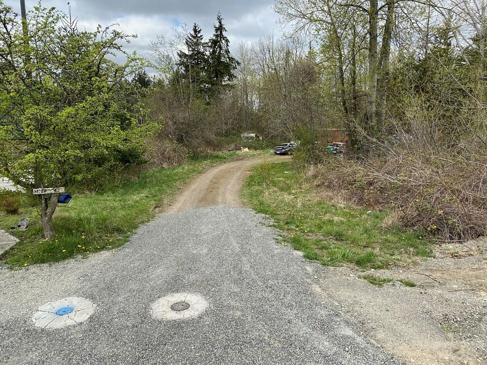 1st image of 17110 74th Ave E