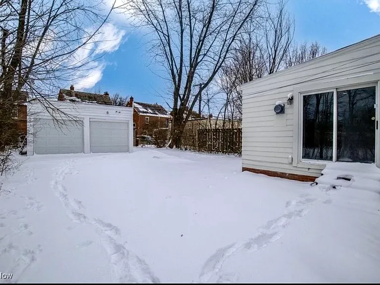3830 Northwood Rd — Photo 17