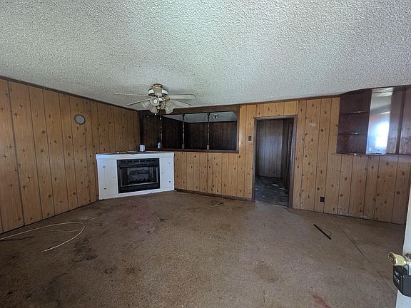 2nd image of 210 Donegan Crossing Rd