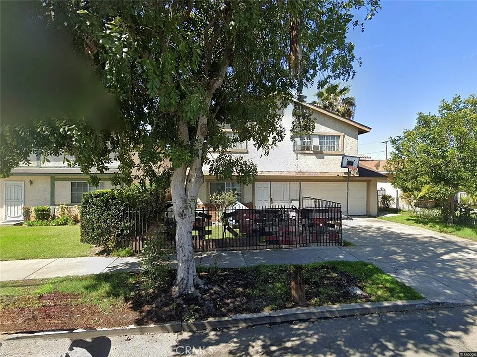 125 Bluff Rd