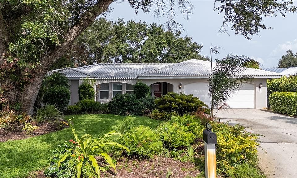 1st image of 912 DAWN STREET