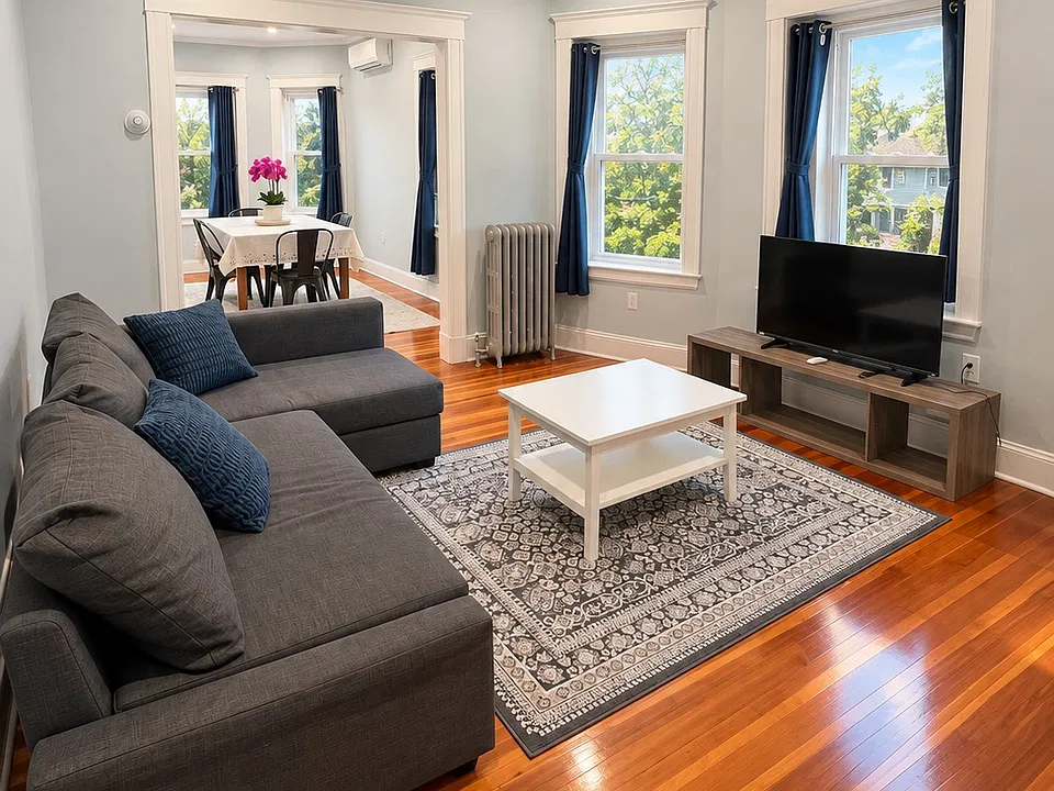 30 Brown Ave #2