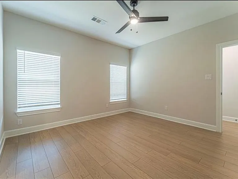 1204 Witherspoon Ln — Photo 21