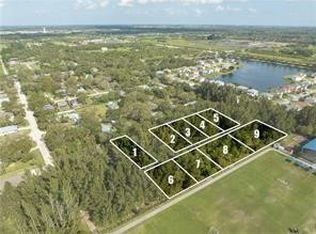 6075 6th St, Vero Beach, FL 32968