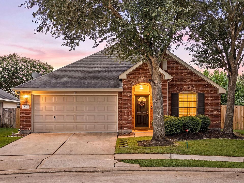 1st image of 19127 Field Cottage Ln