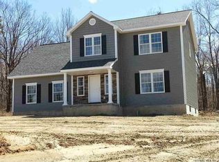 135 Second Dyke Rd, Averill Park, NY 12018