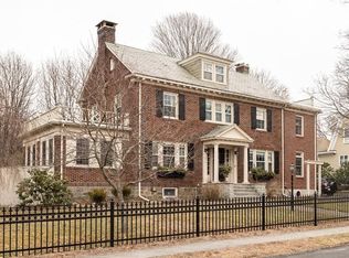 2 Spruce St, Braintree, MA 02184